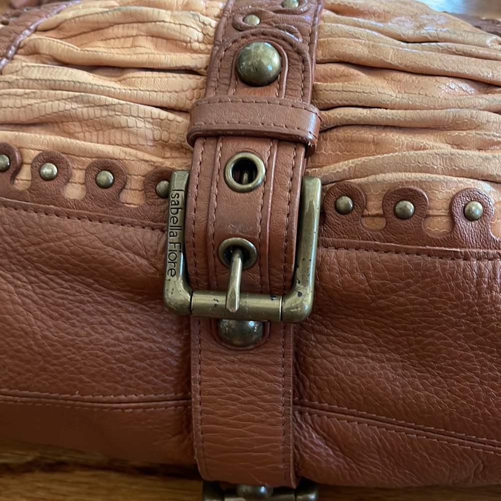 Isabella Fiore Hobo Bag - Picture 3 of 3